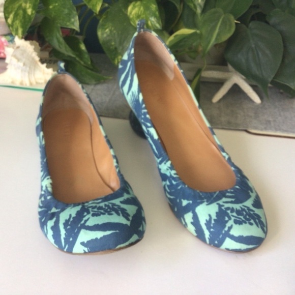 J.Crew Leaf Pattern Women Flats Size 8 Shoes - Picture 4 of 6